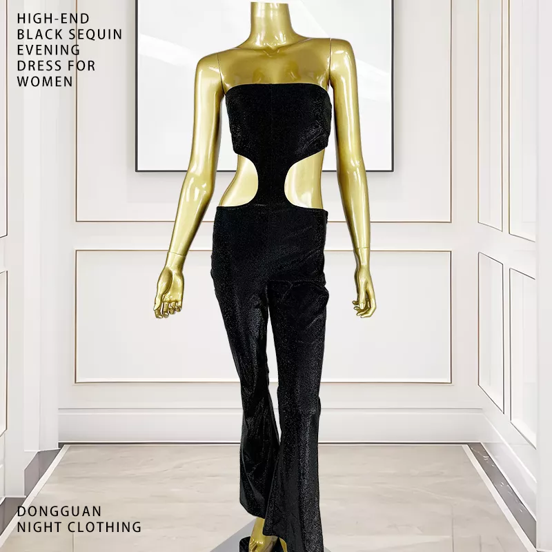 Autumn and Winter Style a Sexy Featuring a Hollow-out Design and a Low-rise Waist Black Jumpsuit wit